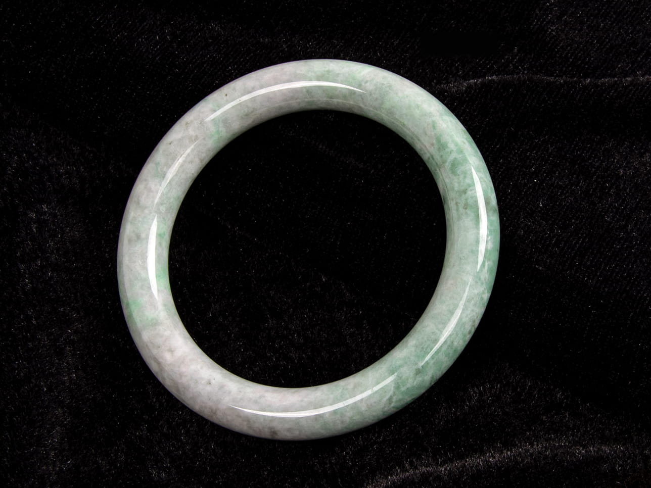 Jadeite Bangle 59mm | SC0198