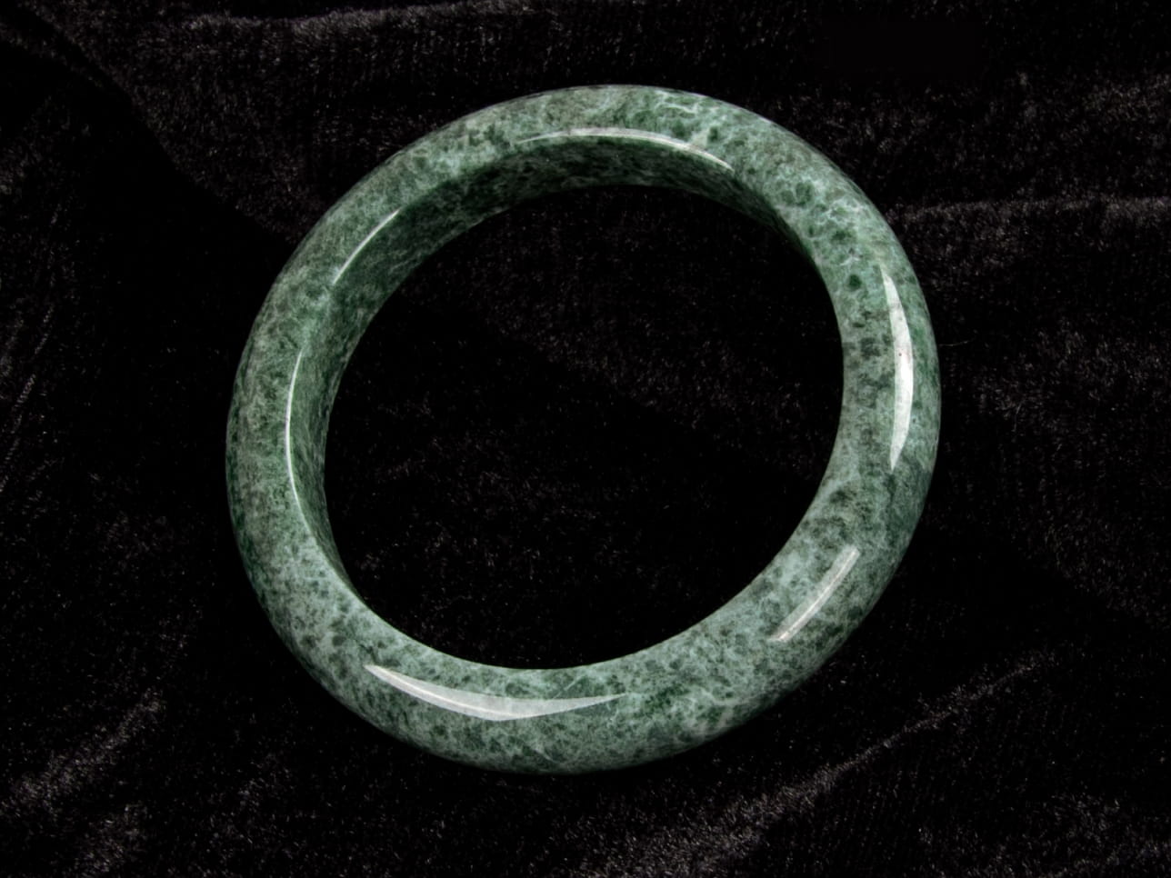 Jadeite Bangle 62mm | SC0174