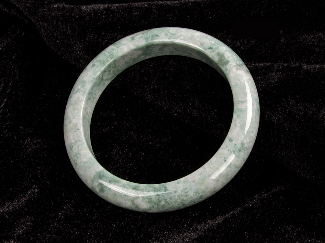 Jadeite Bangle 62mm | SC0177