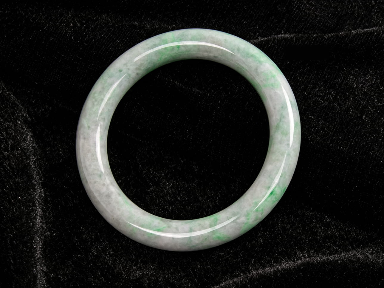 Jadeite Bangle 57mm | SC0192
