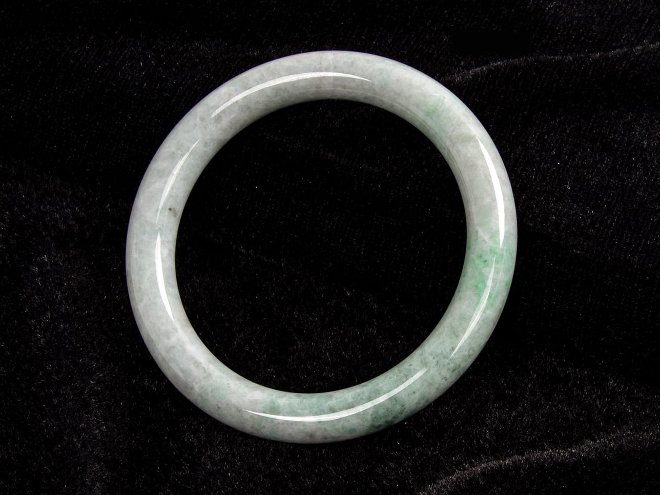 Jadeite Bangle 61mm | SC0207