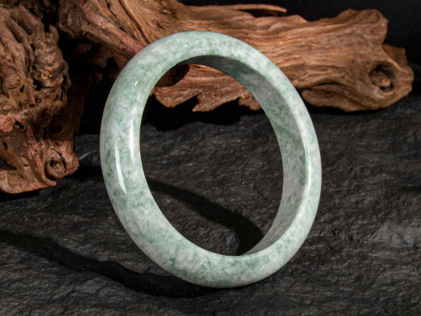 Jadeite Bangle 64mm | SC0246