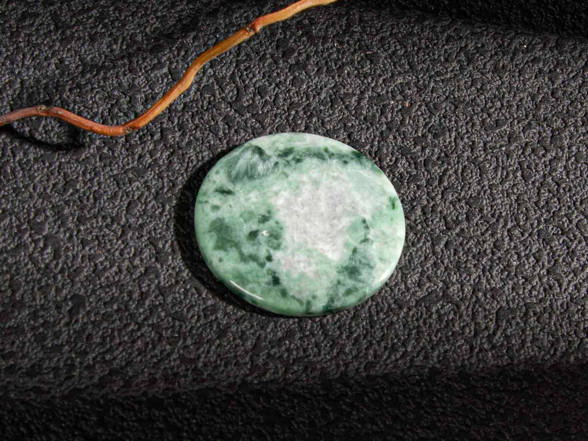 Jadeite Jade Sample Disk | SC0260