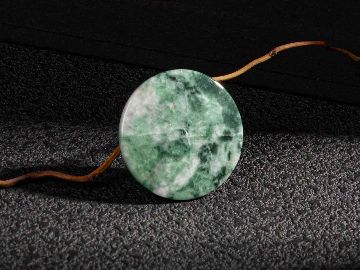 Jadeite Jade Sample Disk | SC0263